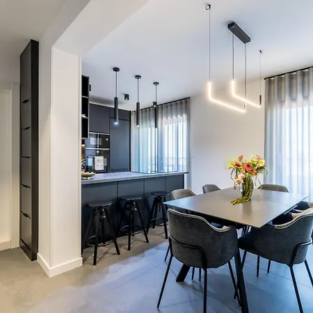 Noire Apartman