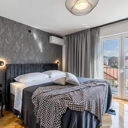 Apartman Noire *