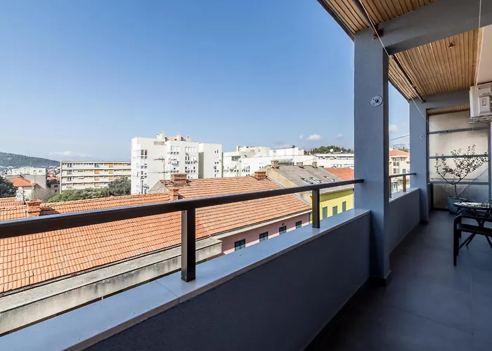 Apartman Noire